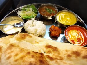 「こせり」の本格ネパール料理・インド料理のトリプルセット