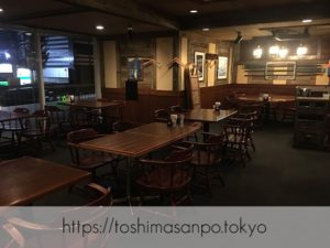 【上板橋駅】上質シーフードをロブスターの間近でいただく。水槽前で写真撮ろう｢レッドロブスター｣の店内1