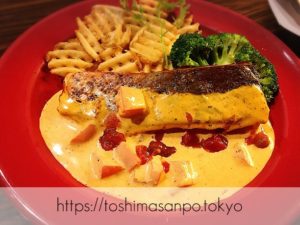 【上板橋駅】上質シーフードをロブスターの間近でいただく。水槽前で写真撮ろう｢レッドロブスター｣の サーモンのアメリカンステーキ