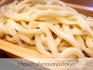 【池袋駅】埼玉名物の強烈極太麺！武蔵野うどんの人気店「うちたて家」の肉汁うどん普通盛のうどん