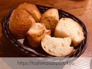 【池袋駅】深夜までOK。豚料理とワイン豊富な、ど派手コンセプトダイニングバー「ベルサイユの豚」のお通し