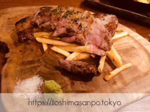 【池袋駅】深夜までOK。豚料理とワイン豊富な、ど派手コンセプトダイニングバー「ベルサイユの豚」の氷温熟成豚グリルの盛り合わせ