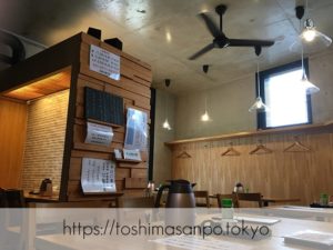 【東池袋駅】素材にこだわるモダンな佇まいの昭和24年創業の老舗蕎麦屋「蕎誠庵あさひ 」の店内